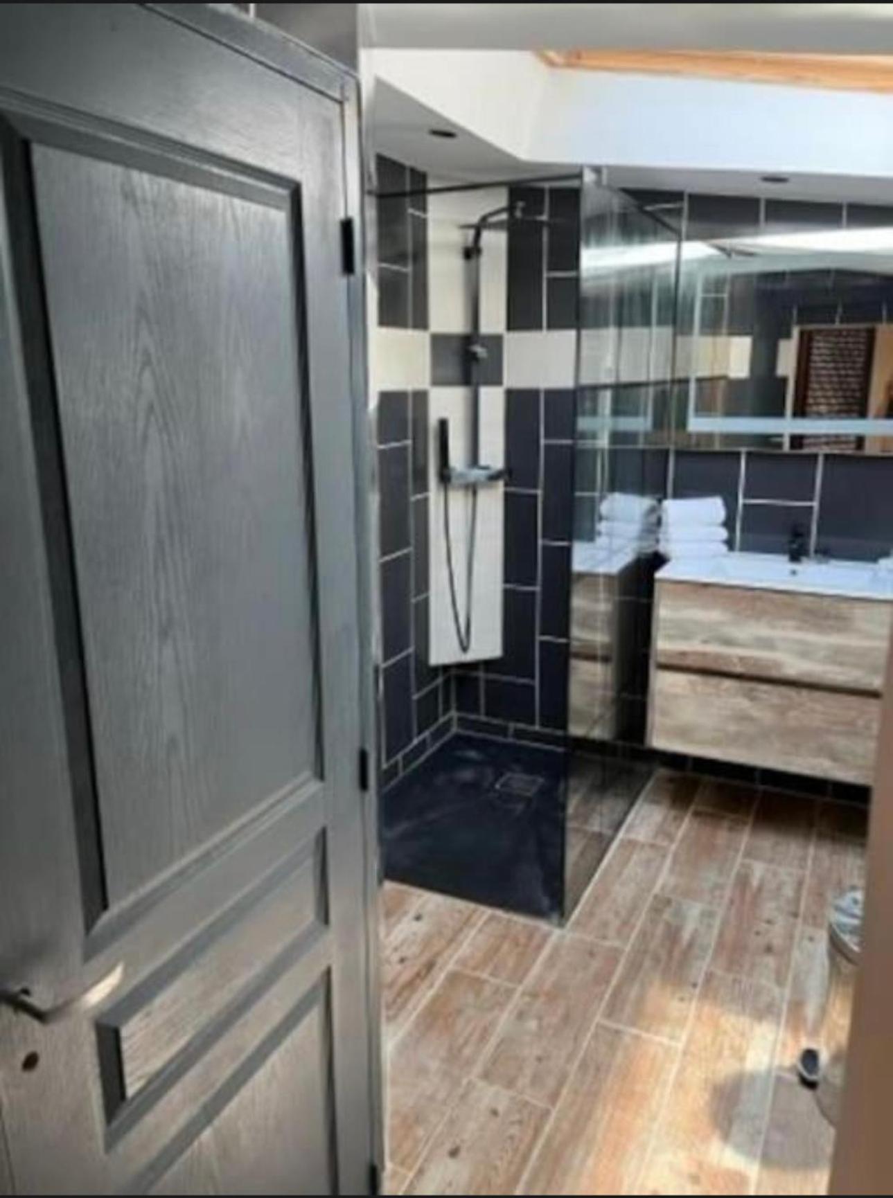 Maison A Vezac 24220 Eksteriør billede